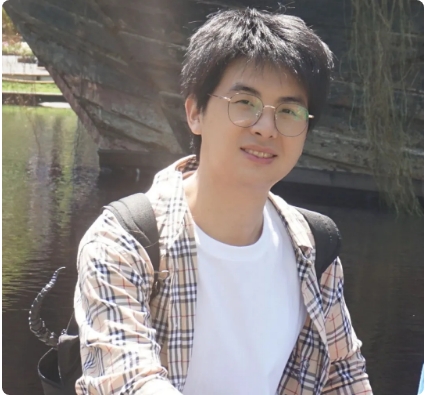 龚万正