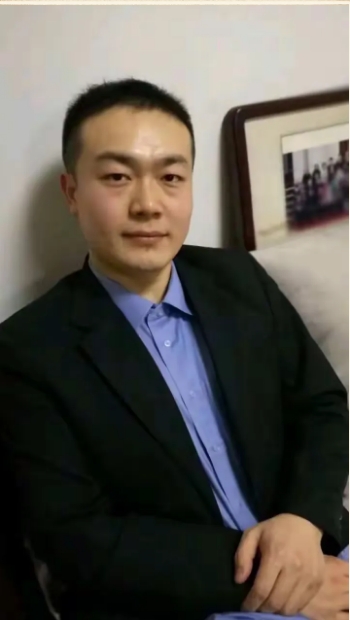 苗林泉