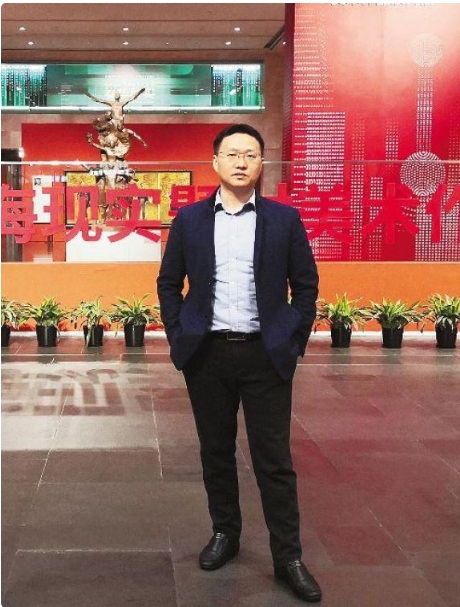 袁刚