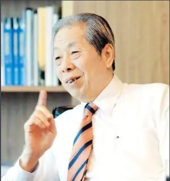 施子清