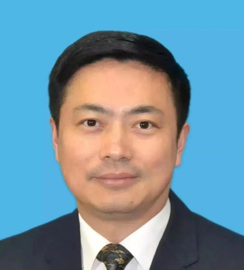 李昕