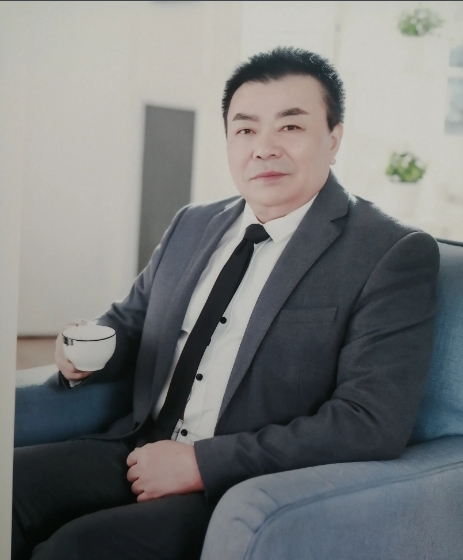 杨卫凡