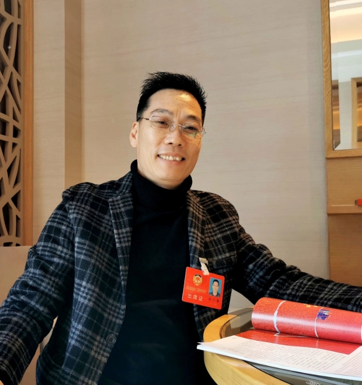 杜小荃