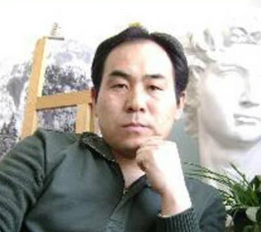 李新世