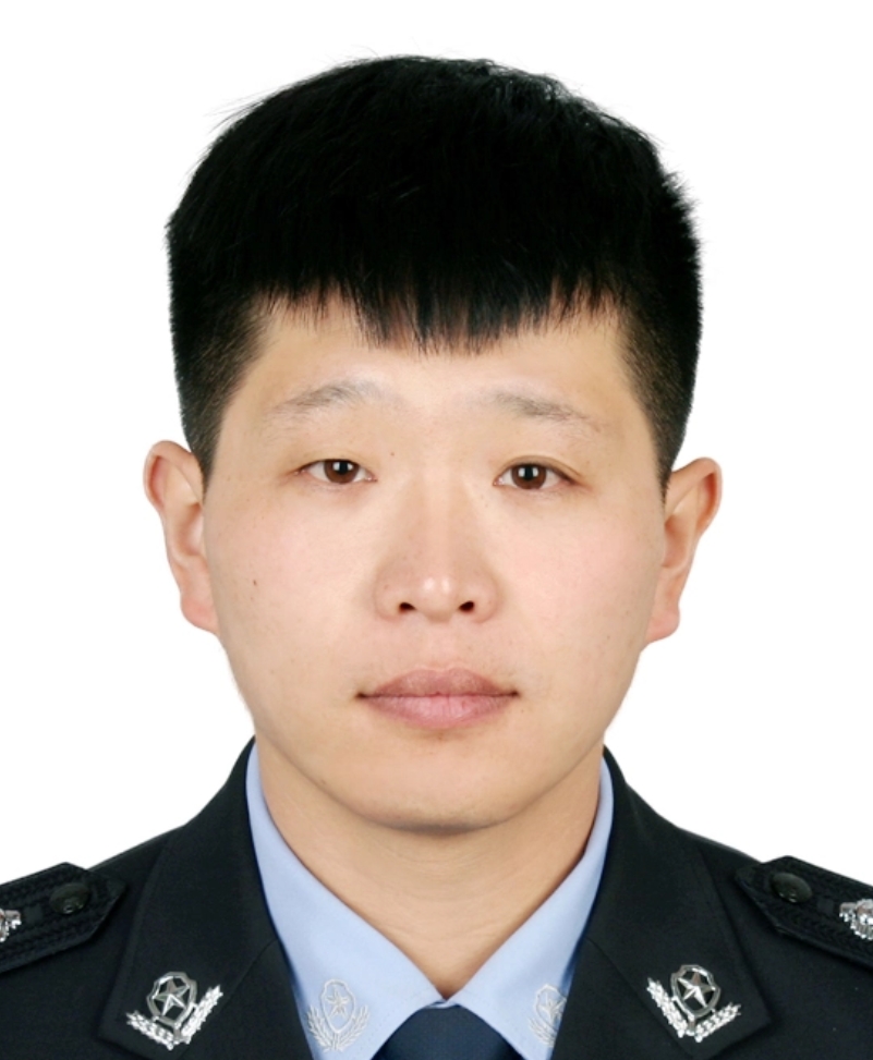 卢俊兴