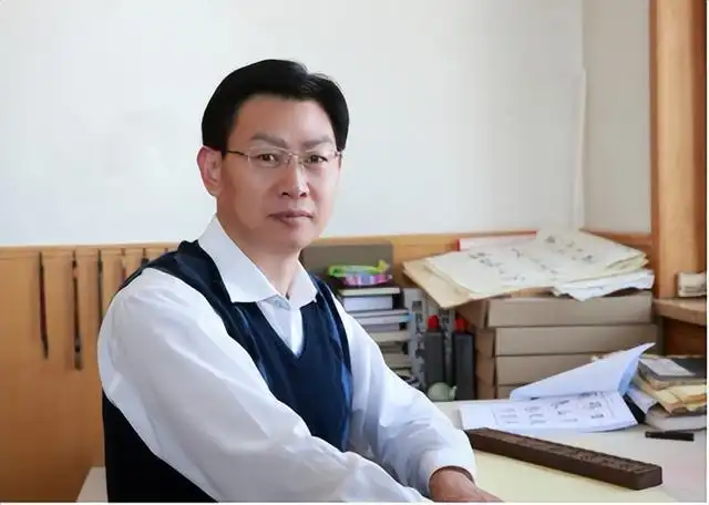 张成峰