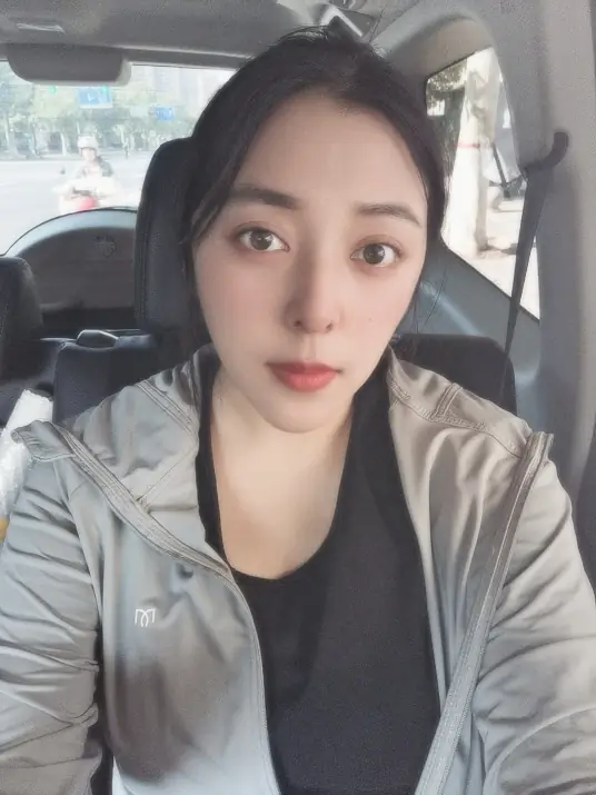 李路姿